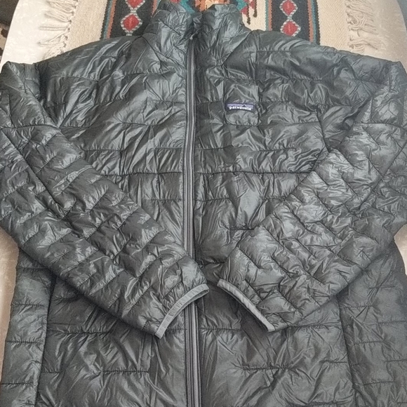 Patagonia Other - Patagonia Men's Micro Puff Jacket L Carbon